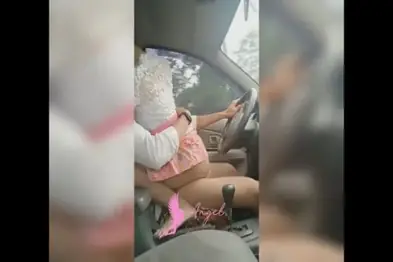 Baju Adat Bali Main Di Mobil Lumer WOT Asyik HD