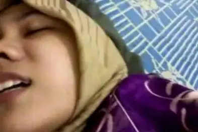Kerudung Kuning Ngentot Kenikmatan Brutal Sampe Muncrat Lumer